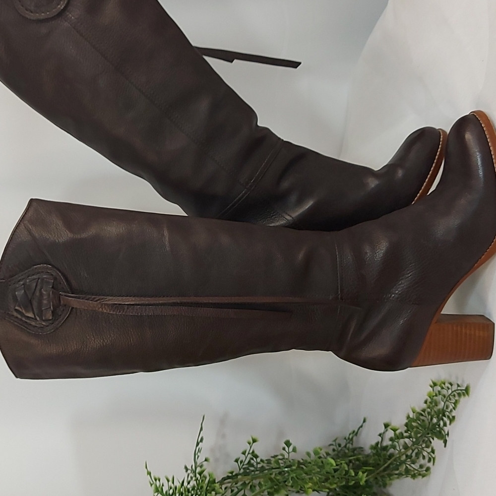 Coach Selena Brown Leather Block Heel Tassel Tall Almond Toe Boot 7B